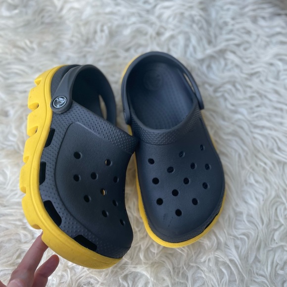 Crocs Duet Sport Clogs - Picture 2 of 3